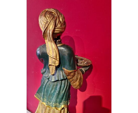 Moor servant sculptures in 18th century Venice