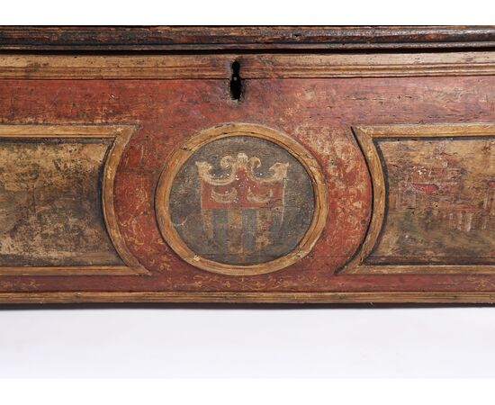 Painted and polychrome decorated wooden chest, Tuscany, 15th century
