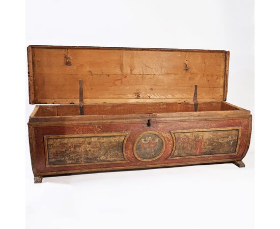 Painted and polychrome decorated wooden chest, Tuscany, 15th century