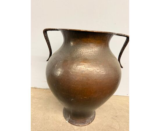 Antique hammered copper amphora or pitcher, two-handled, 18th century, 50x44cm