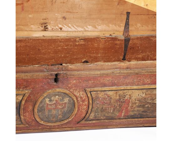Painted and polychrome decorated wooden chest, Tuscany, 15th century