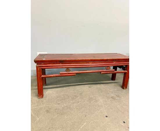 Antique Chinese red lacquered bench from the 1900s, 42x108x32cm