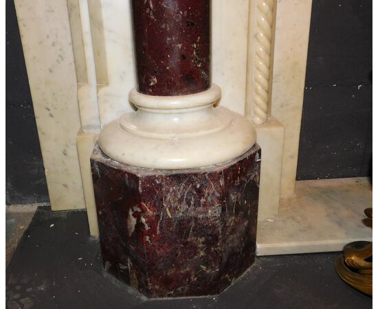 CHM714 - Carrara marble fireplace with Levanto Red marble inlays, 19th century, dimensions cm W 182 x H 130 x D 40