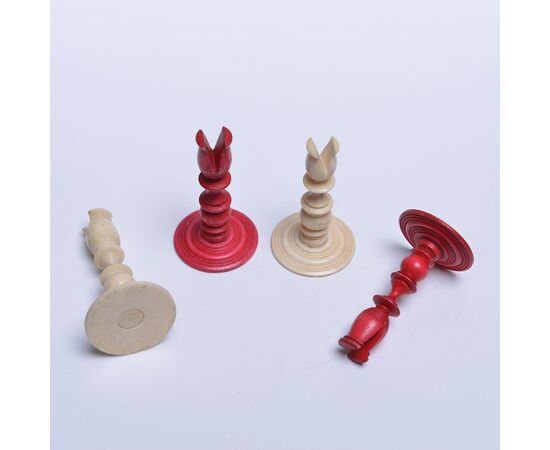 Antique ivory chess set - O/5833 -