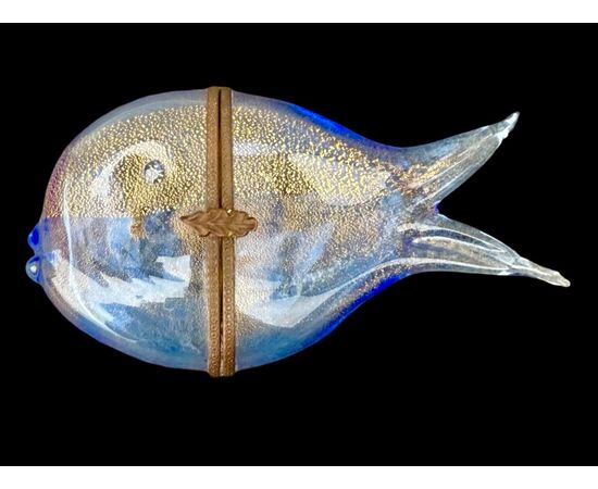 Fish-shaped glass box. Murano.