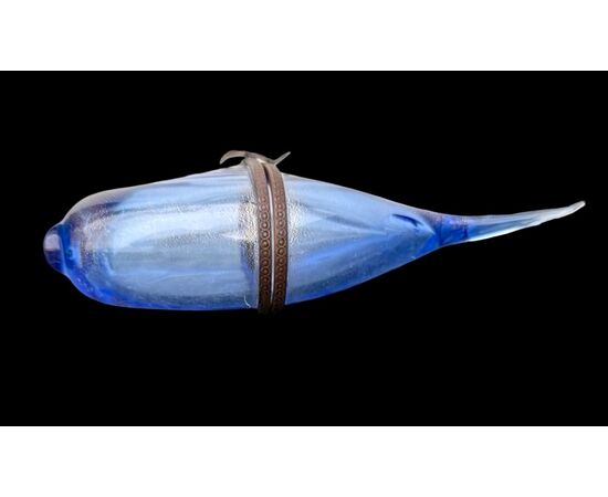 Fish-shaped glass box. Murano.
