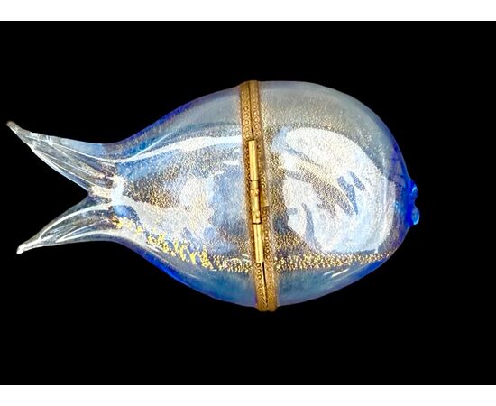 Fish-shaped glass box. Murano.