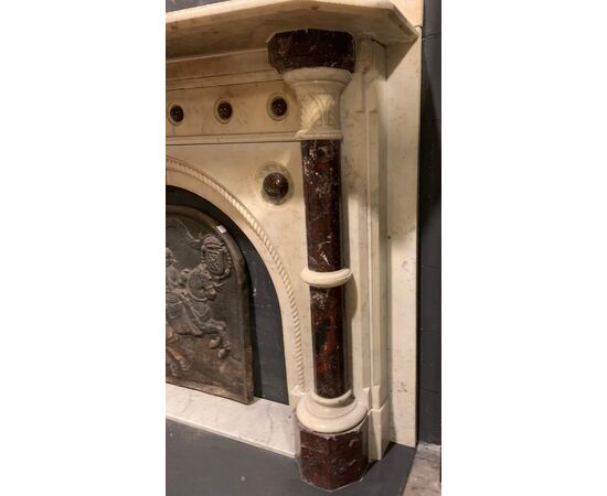 CHM714 - Carrara marble fireplace with Levanto Red marble inlays, 19th century, dimensions cm W 182 x H 130 x D 40