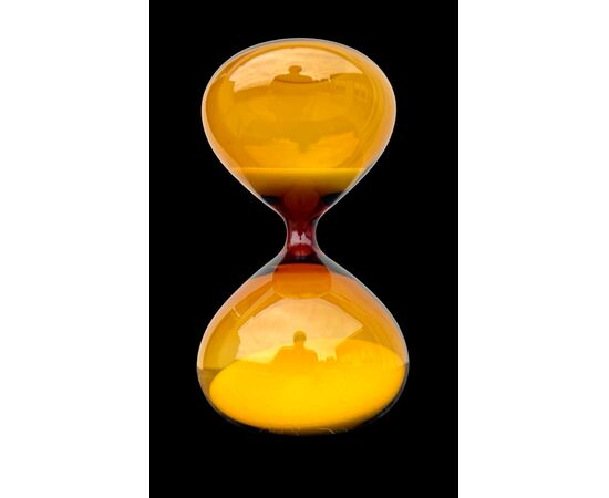 Blown glass hourglass. Murano.