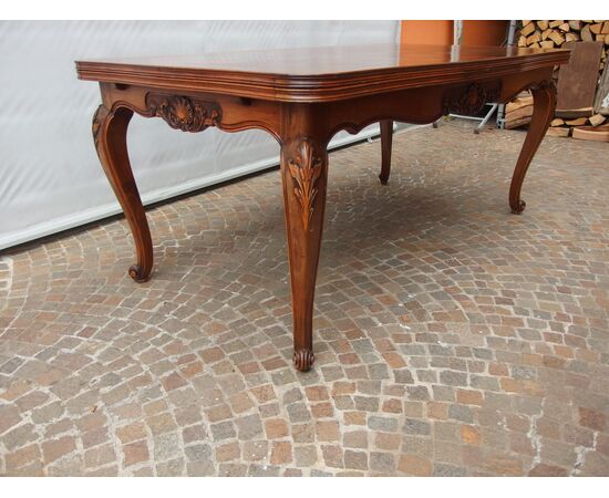 LARGE PULL-OUT EXTENDABLE WALNUT TABLE IN PROVENCAL STYLE, 20TH CENTURY, CM L 180xW100xH77