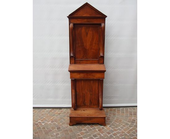 Directory style walnut wall-mounted prie-dieu, early 19th century, French origin, cm L61xP49xH195