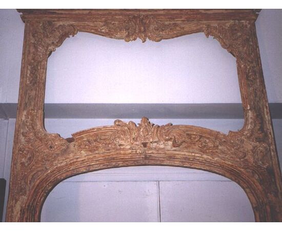 Important pair of 18th century Piedmontese Rococo door frames