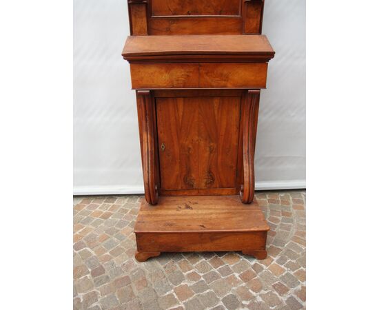 Directory style walnut wall-mounted prie-dieu, early 19th century, French origin, cm L61xP49xH195