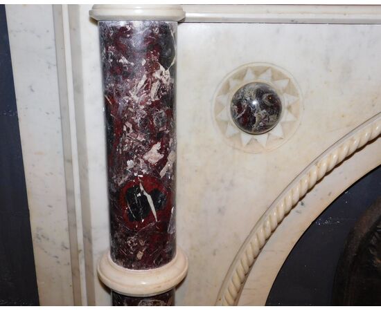 CHM714 - Carrara marble fireplace with Levanto Red marble inlays, 19th century, dimensions cm W 182 x H 130 x D 40