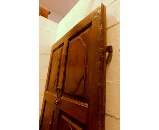 PTCI472 - Baroque walnut entrance door, 18th century, dimensions cm W 104 x H 230