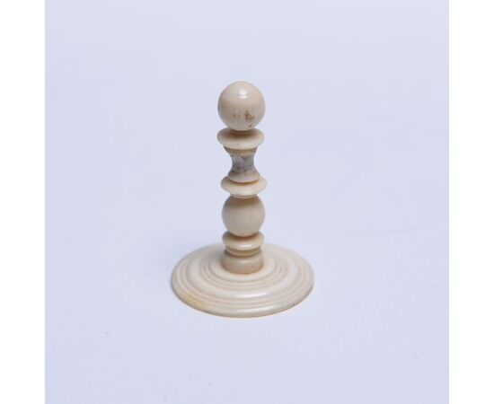 Antique ivory chess set - O/5833 -