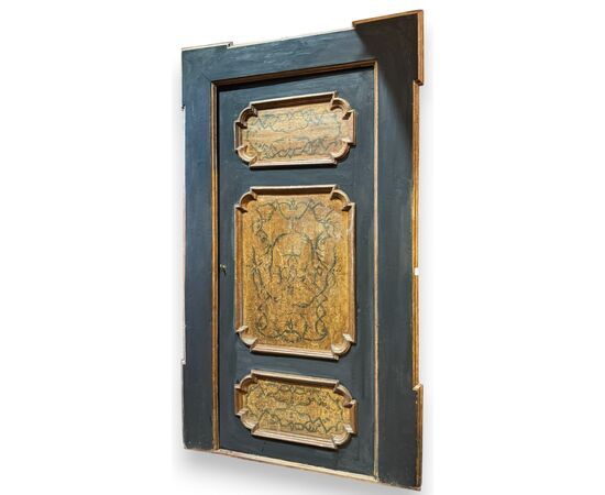 PTL447 - Lacquered and painted door with frame, 18th century, opening size cm W 93 x H 216