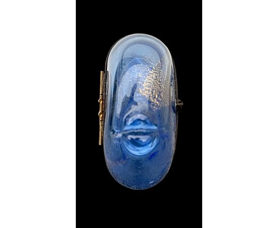 Fish-shaped glass box. Murano.
