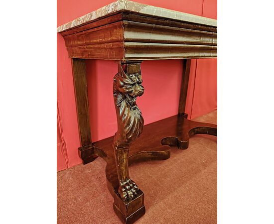 Consolle siciliana con grifoni