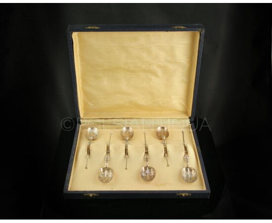 Set di cucchiaini
