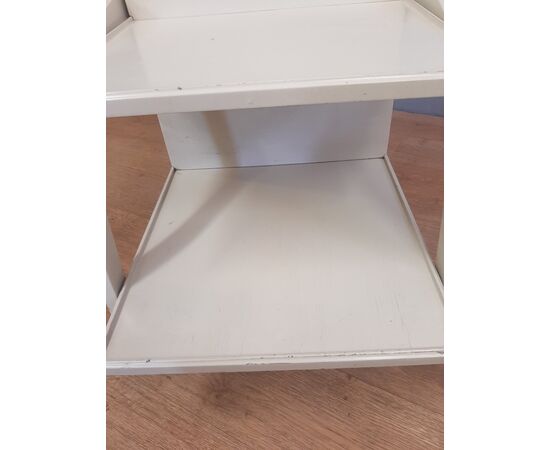 CARRELLO BAR IN LEGNO LACCATO BIANCO CON APERTURA AUTOMATICA ANNI 70
