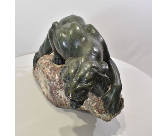 ANTICHE SCULTURE IN BRONZO, GRANDE LEONESSA, GIACOMO MERCULIANO, ART DECO, XX SECOLO. (STB103)