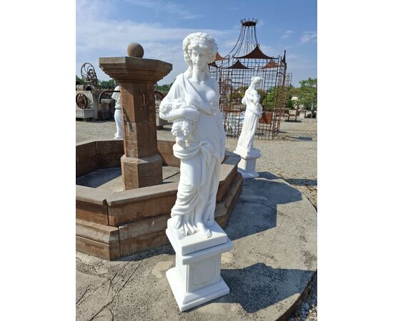 Statue quattro stagioni in marmo con basamento - Altezza con piedistallo 160