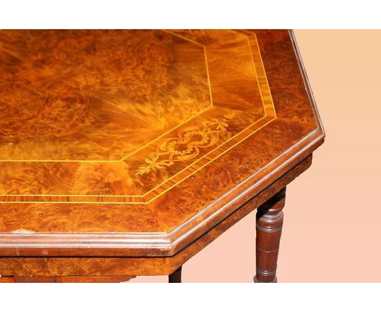 Tavolino inglese stile vittoriano del 1800 intarsiato