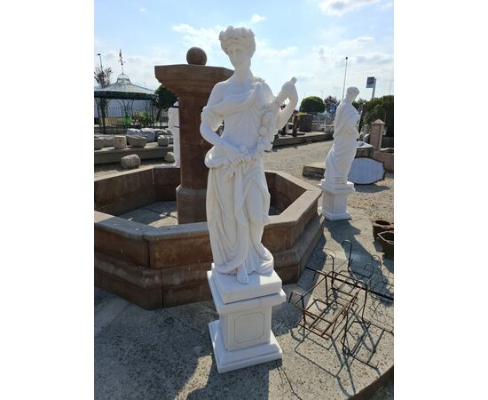 Statue quattro stagioni in marmo con basamento - Altezza con piedistallo 160