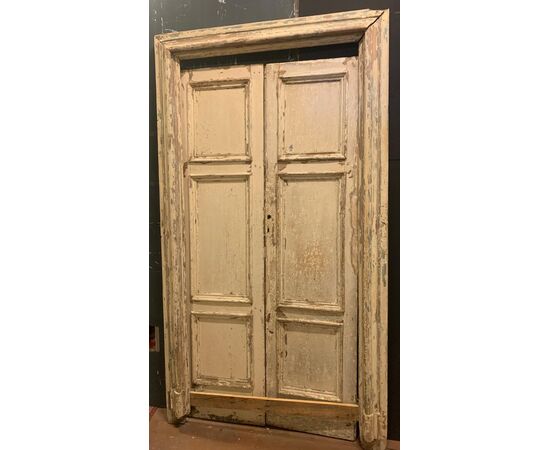 PTS897 - N. 4 Porte antiche laccate, con telaio, epoca '700, luce cm L 108 x H 212