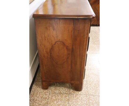 Antico cassettone canterano secolo XVII restaurato PREZZO TRATTABILE