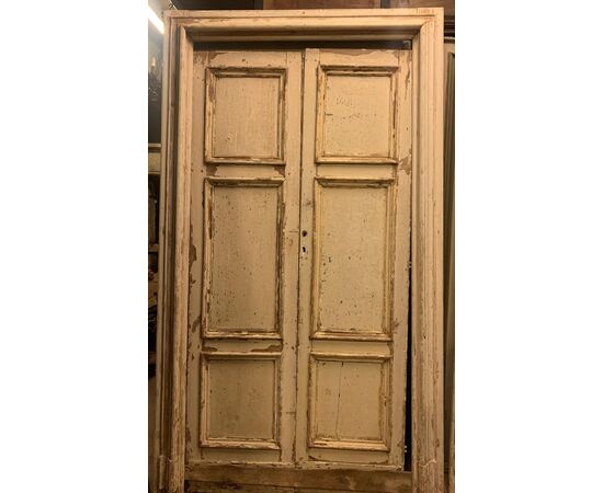 PTS897 - N. 4 Porte antiche laccate, con telaio, epoca '700, luce cm L 108 x H 212