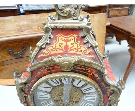 Orologio da tavolo Boulle in bronzo finemente cesellato prima metà 1900 Francia
