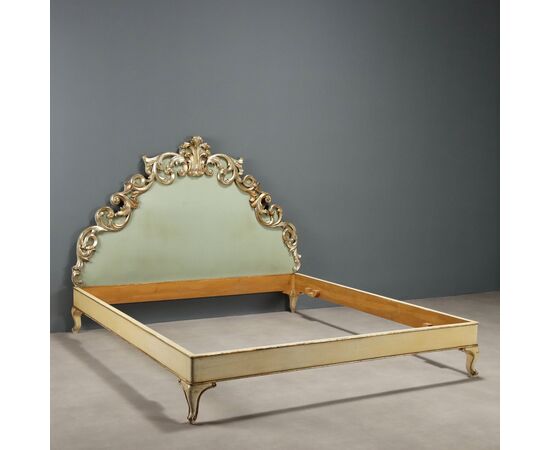 Letto Matrimoniale in Legno Laccato Italia XX Secolo