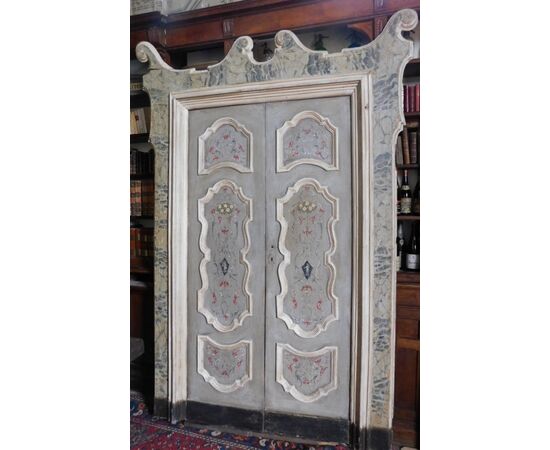 PTL463 - N. 4 porte laccate, con telaio, epoca '700, luce cm L 106 x H 210
