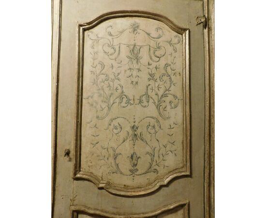 PTL609 - Porta in legno laccato, con telaio, epoca '700, misure luce cm L 109 x H 230