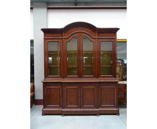 Imponente Libreria in piuma di mogano con vetri molati 1880 Napoleone III Francia