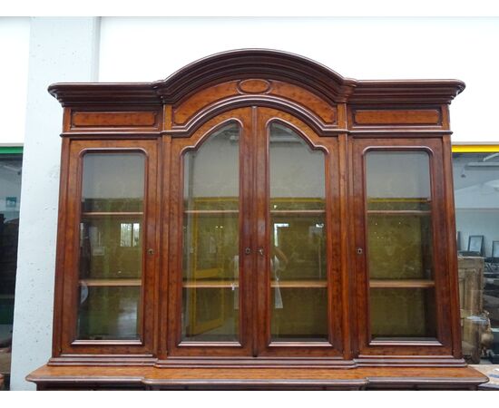 Imponente Libreria in piuma di mogano con vetri molati 1880 Napoleone III Francia
