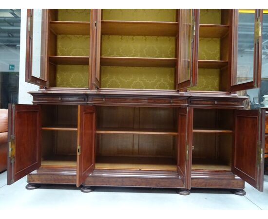 Imponente Libreria in piuma di mogano con vetri molati 1880 Napoleone III Francia