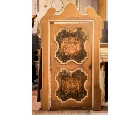  ptl538 - porta laccata con pannelli dipinti, epoca '6/'700, cm l 170 x h 290  