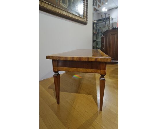 TAVOLINO DA FUMO IN STILE LUIGI XVI FINE DEL XIX SECOLO