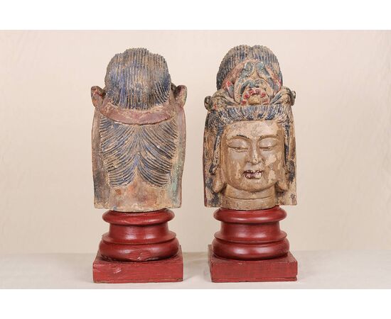 Coppia sculture in legno policromo - O/5544 - O/7728