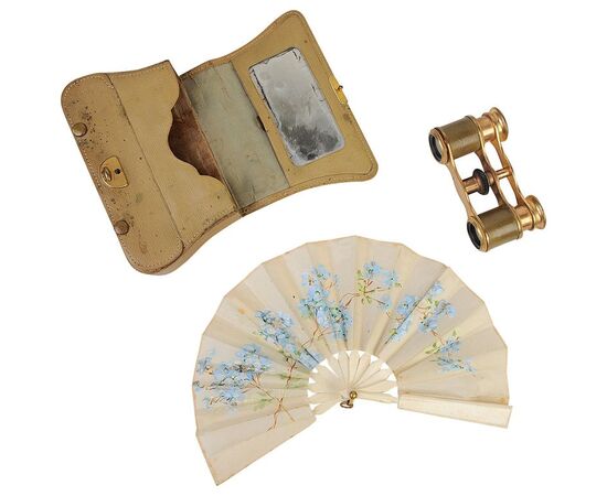 Elegant French theater set - O/431