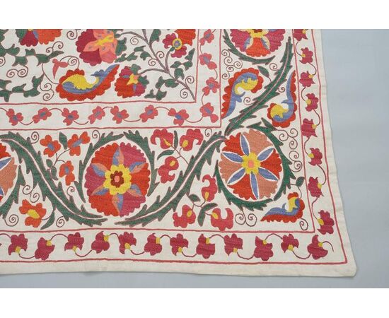 Refined Turkmen embroidery SUSANI - B/2003