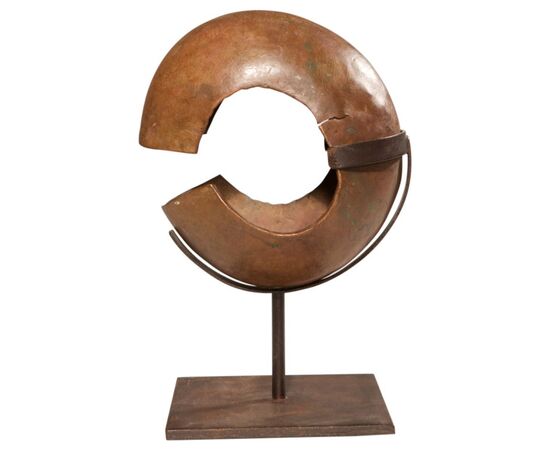 Antica moneta in rame dello Zaire come moderna scultura - O/5555