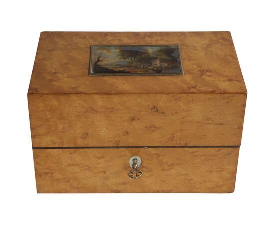 Antique Italian casket with miniature - O/3321
