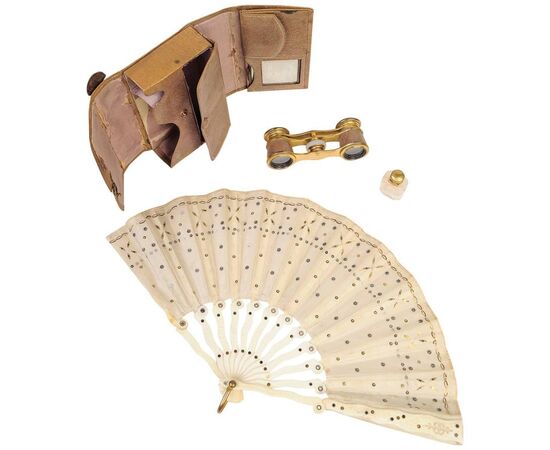 Ladies' theater set - O/432