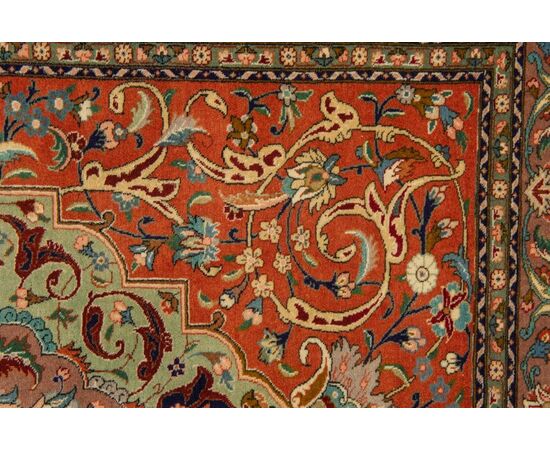 Small Persian TABRIZ carpet from the Pahlavi period - nr. 1209 -