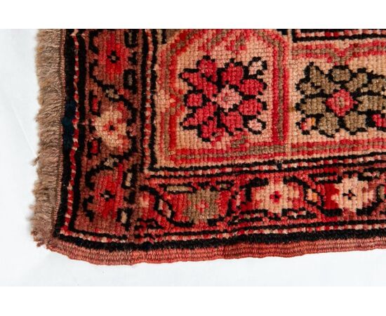 Antique GAREBAGH or KAREBAGH gallery/runner nr. 372