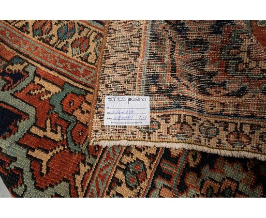 Large antique Heriz SERAPI carpet - (.853)